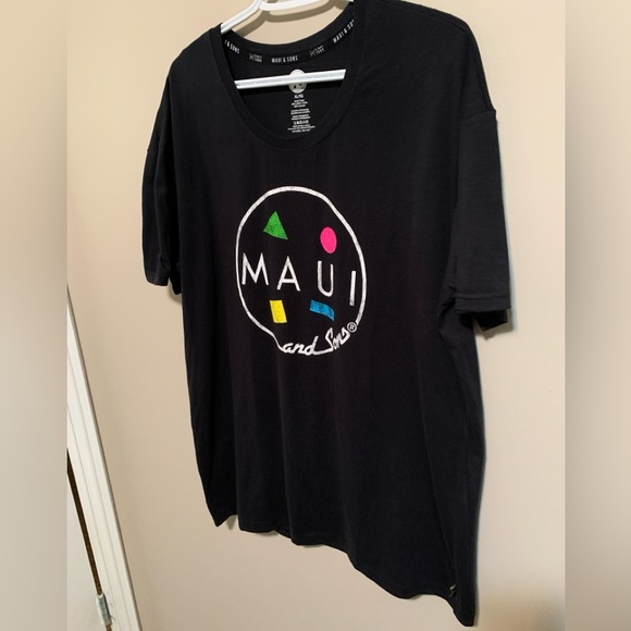 Maui & Sons tee, size XL - Picture 2 of 7